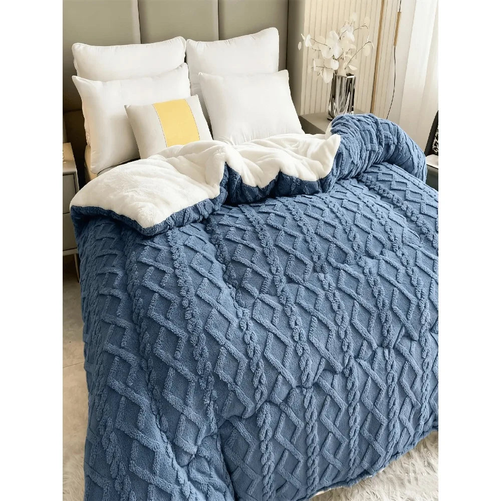 Luxurious Taffeta Plush Blanket All Seasons Soft Cozy Gift